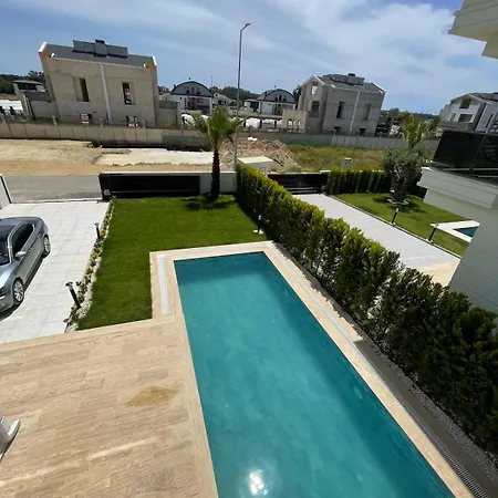 Serenity Garden 10 Villa