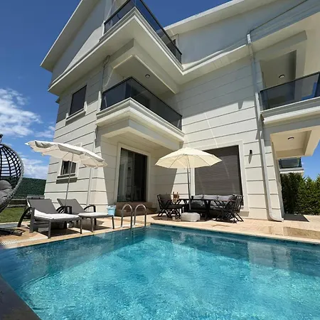 Serenity Garden 10 *