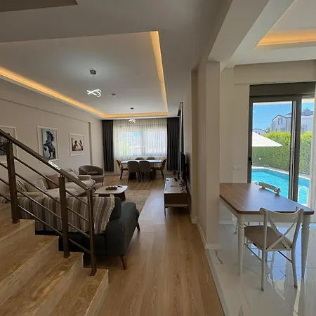 Villa Serenity Garden 10 *