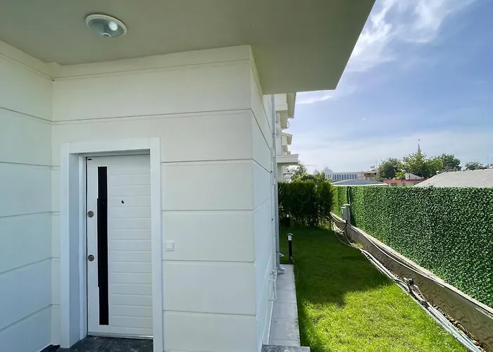 Serenity Garden 10 Вилла *