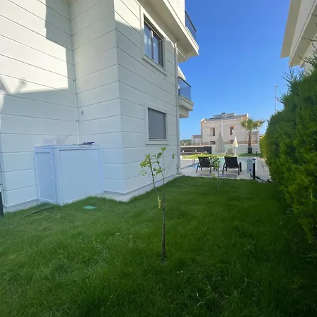 Serenity Garden 10 Белек